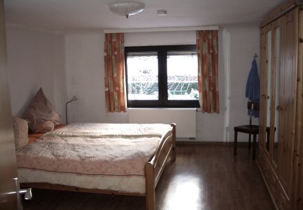 Schlafzimmer mit Doppelbett, © Hennhof Schlafzimmer mit Doppelbett, © Hennhof