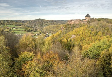 Blick auf Burg Nideggen und Das Rurtal, © Eifel Tourismus GmbH, Dominik Ketz Blick auf Burg Nideggen und Das Rurtal, © Eifel Tourismus GmbH, Dominik Ketz