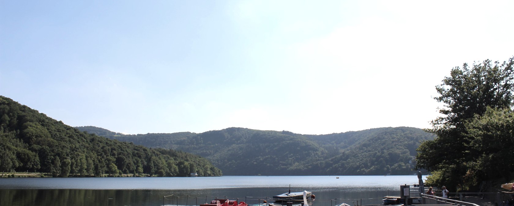 Waldkapelle mit Blick auf Obermaubach, © Eifel Tourismus GmbH, AR-shapefruitAG Waldkapelle mit Blick auf Obermaubach, © Eifel Tourismus GmbH, AR-shapefruitAG