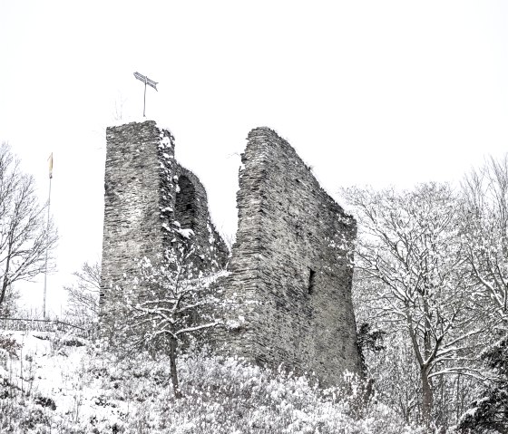 Haller Ruine im Winter, © Eifel-Tourismus GmbH, D. Ketz Haller Ruine im Winter, © Eifel-Tourismus GmbH, D. Ketz
