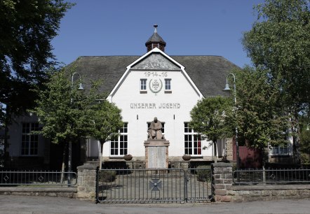 Jugendhalle Vlatten, © Rureifel-Tourismus e.V. Jugendhalle Vlatten, © Rureifel-Tourismus e.V.