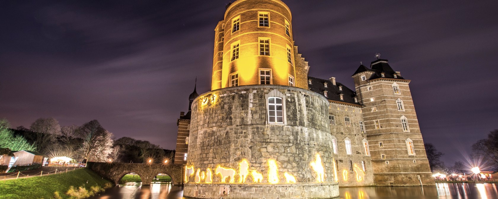 Roamtischer Weihnachtsmarkt Schloss Merode, © Andy Holz | Kreis Düren Roamtischer Weihnachtsmarkt Schloss Merode, © Andy Holz | Kreis Düren