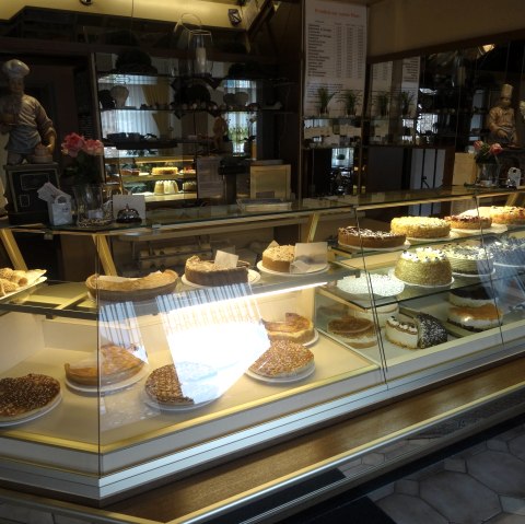 große Kuchenauswahl, © Zur Waldschänke große Kuchenauswahl, © Zur Waldschänke
