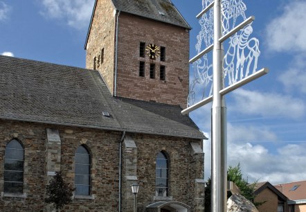 Kirche Vossenack, © Rureifel-Tourismus e.V. Kirche Vossenack, © Rureifel-Tourismus e.V.
