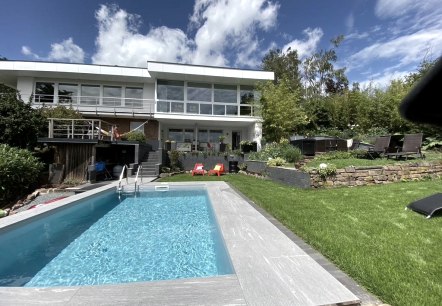 6DDEFB28-3B56-4F86-BF2E-87FDEF68BF85_1_105_c 6DDEFB28-3B56-4F86-BF2E-87FDEF68BF85_1_105_c