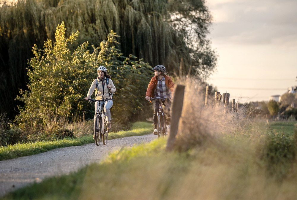 Radfahren im indeland, © Dennis Stratmann | Grünmetropole e.V. Radfahren im indeland, © Dennis Stratmann | Grünmetropole e.V.