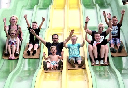 Lust auf ein Rennen auf der Teppichrutsche?, © Bubenheimer Spieleland Lust auf ein Rennen auf der Teppichrutsche?, © Bubenheimer Spieleland