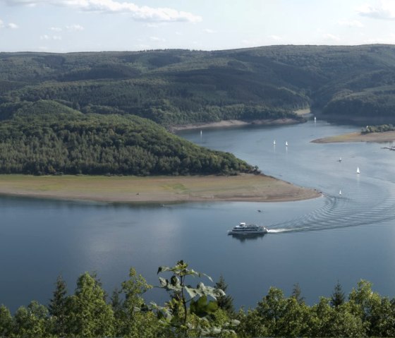 RurUfer-Radweg : Panorama du lac de la Rur, © Eifel Tourismus GmbH/P. Jacob RurUfer-Radweg : Panorama du lac de la Rur, © Eifel Tourismus GmbH/P. Jacob