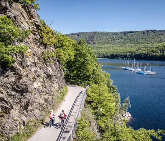 Destination intermédiaire : Rursee, © D. Stratmann - gruenmetropole e.V. Destination intermédiaire : Rursee, © D. Stratmann - gruenmetropole e.V.