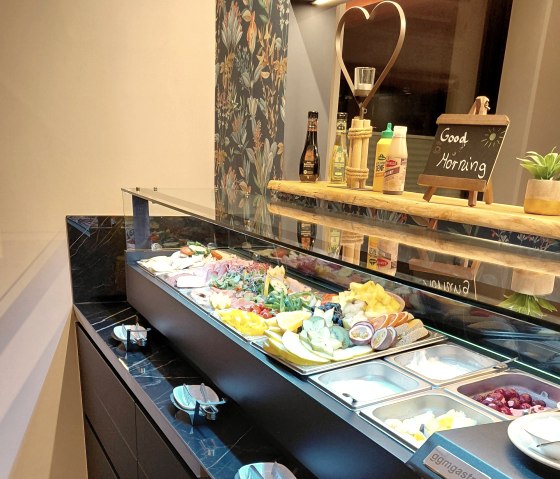 Hotel DER Hirsch, Frühstücksbuffet2, © Hotel Der Hirsch Hotel DER Hirsch, Frühstücksbuffet2, © Hotel Der Hirsch