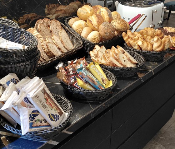 Hotel Der Hirsch, Frühstücksbuffet, © Hotel Der Hirsch Hotel Der Hirsch, Frühstücksbuffet, © Hotel Der Hirsch