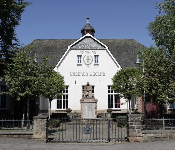 Salle des jeunes de Vlatten, © Rureifel-Tourismus e.V. Salle des jeunes de Vlatten, © Rureifel-Tourismus e.V.