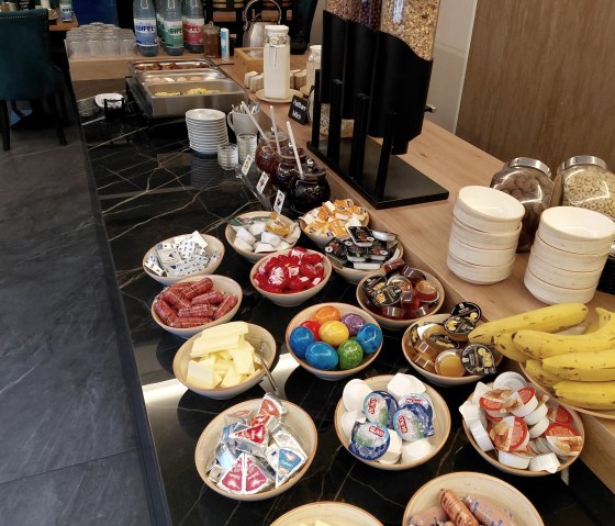 Hotel DER Hirsch, Frühstücksbuffet 4, © Hotel Der Hirsch Hotel DER Hirsch, Frühstücksbuffet 4, © Hotel Der Hirsch