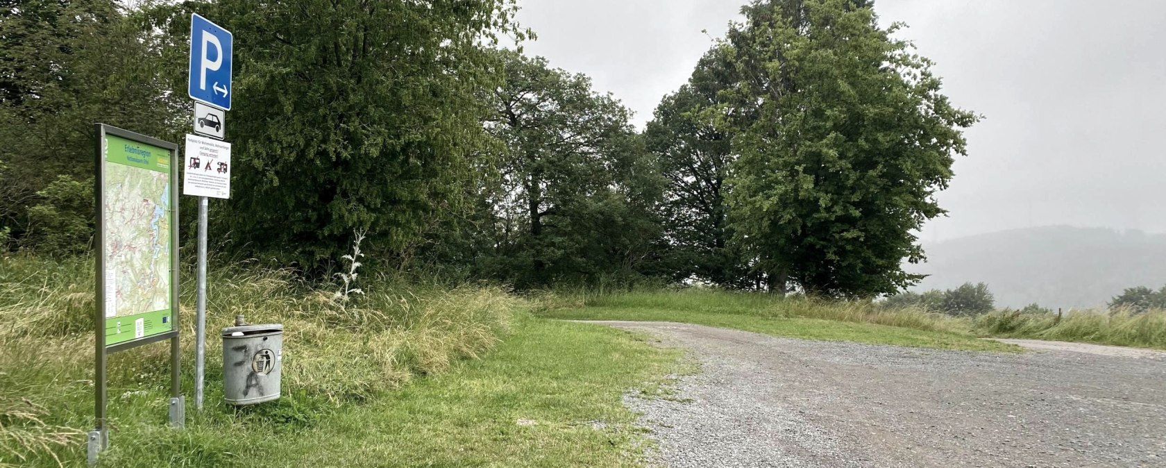 Wanderparkplatz Hövel Steckenborn, © Gemeinde Simmerath Wanderparkplatz Hövel Steckenborn, © Gemeinde Simmerath