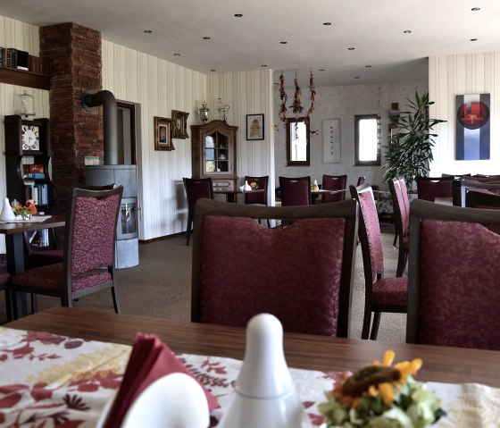 Innenbereich, © Katryn Kaufmann - Hinter den Spiegeln Innenbereich, © Katryn Kaufmann - Hinter den Spiegeln