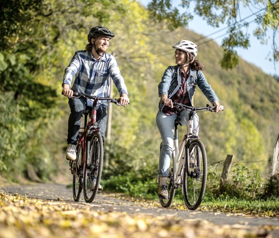 RurUfer-Radweg, © Dennis Stratmann | Grünmetropole e.V. RurUfer-Radweg, © Dennis Stratmann | Grünmetropole e.V.