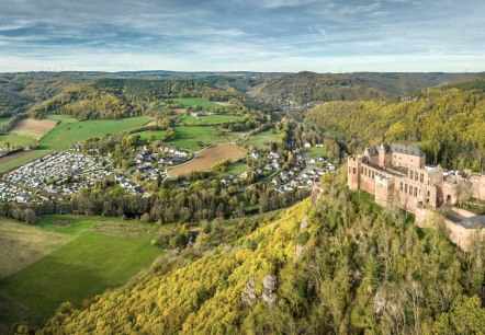 Blick auf Nideggen mit Burg, © Eifel Tourismus GmbH, Dominik Ketz Blick auf Nideggen mit Burg, © Eifel Tourismus GmbH, Dominik Ketz