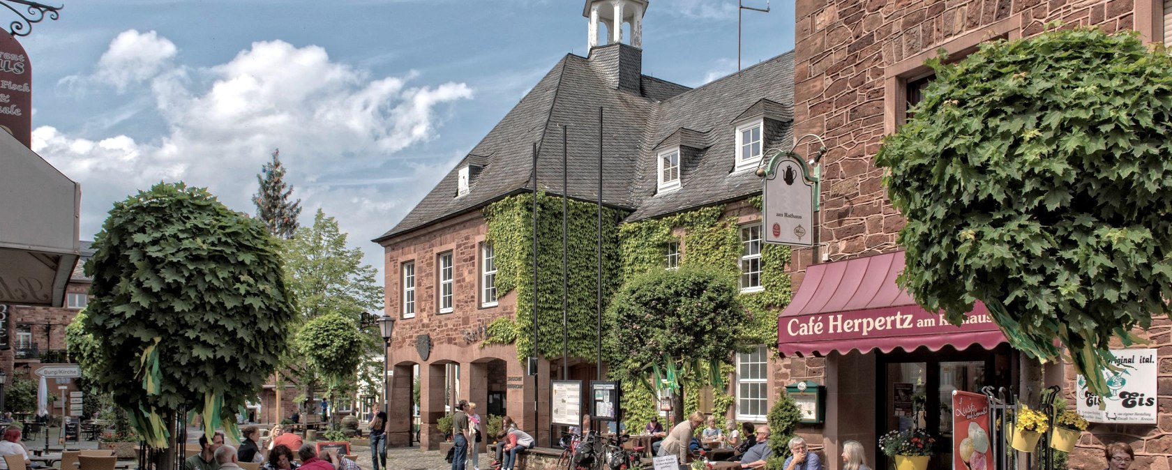 Fußgängerzone Zülpicher Straße, © Rureifel-Tourismus e.V. Fußgängerzone Zülpicher Straße, © Rureifel-Tourismus e.V.