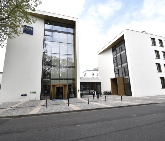 Dorint Hotel D&uuml;ren Au&szlig;enansicht, &copy; Win.dn GmbH