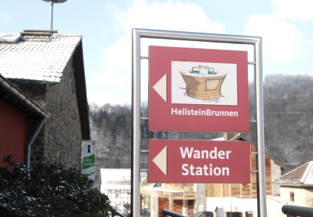 Wanderraststation und Heilsteinbrunnen, &copy; Rursee-Touristik GmbH