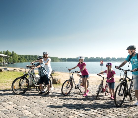 Familie bij het Blaustein meer, © StädteRegion Aachen
