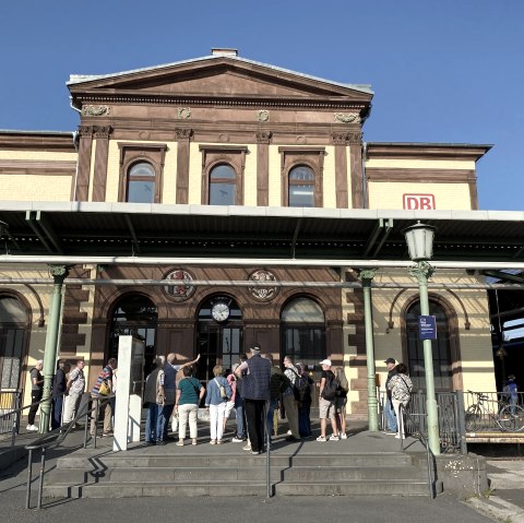 Bahnhofsf&uuml;hrung, &copy; Win.dn GmbH