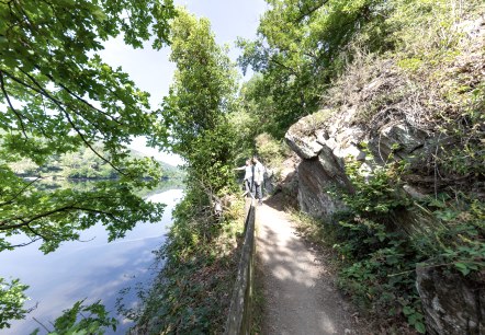 Entlang des Staubecken Heimbach, &copy; Eifel-Tourismus GmbH, A. R&ouml;ser shapefruit AG