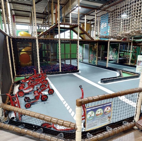 Playarena D&uuml;ren Fahrzeuge, &copy; Playarena D&uuml;ren GmbH