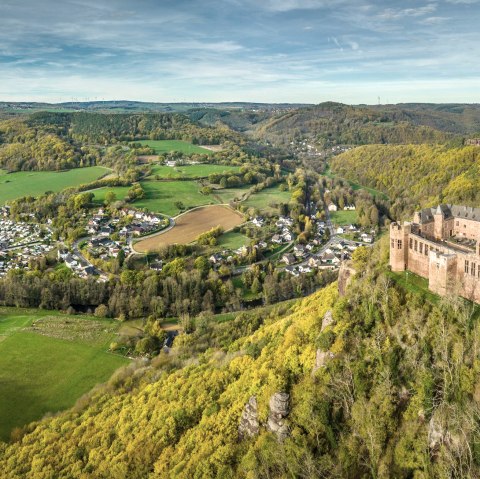 Vue sur Nideggen et son ch&acirc;teau, &copy; Eifel Tourismus GmbH, Dominik Ketz