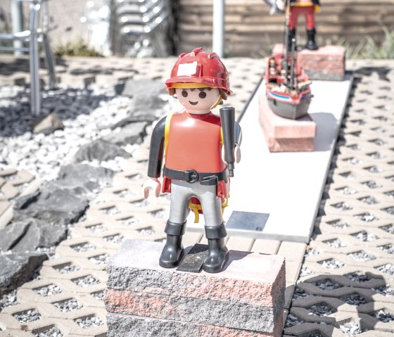 Minigolf für Kinder am Indemann, © Dennis Stratmann | Kreis Düren