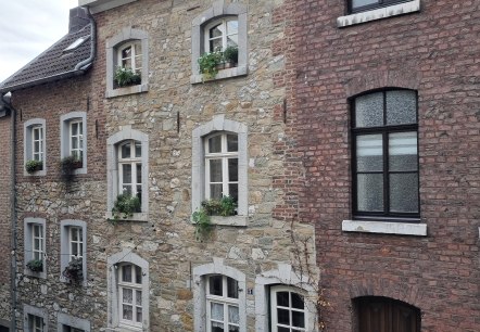 G&auml;steh&auml;user By George, &copy; G&auml;steh&auml;user By George