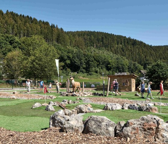 Over heuvel en dal, &copy; Landhotel Kallbach