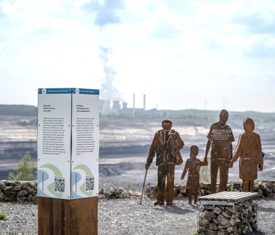Rast- und Erlebnisort am Tagebauaussichtspunkt Schophoven, &copy; Gr&uuml;nmetropole e.V., Dennis Stratmann