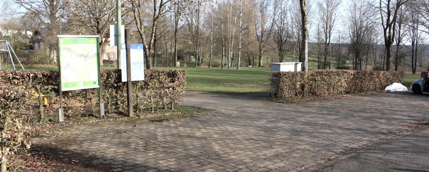 Wanderparkplatz Sportplatz Steckenborn, &copy; Rursee-Touristik GmbH