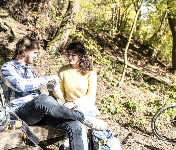 Uitrusten tijdens de fietstocht, &copy; Dennis Stratmann | Gr&uuml;nmetropole e.V.