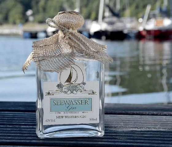 Rurl&auml;nder Seewasser Gin, &copy; Gentle Water Company