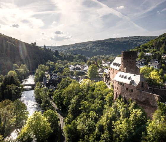 Burg Hengebach in Heimbach, &copy; Dennis Stratmann | Gr&uuml;nmetropole e.V.