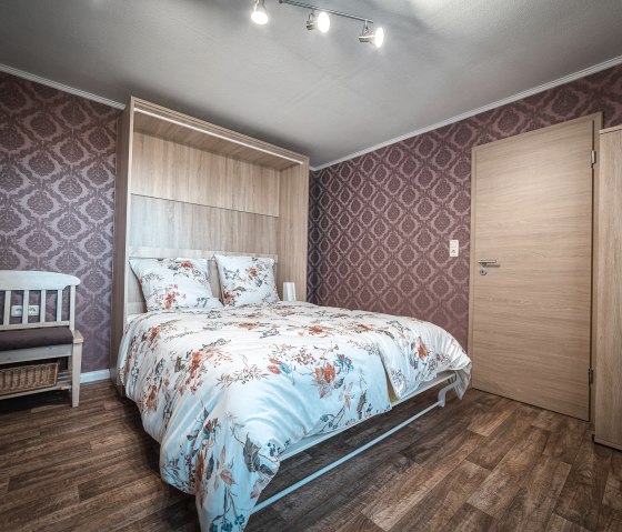 Schrankbett, &copy; Fam.F&ouml;rster