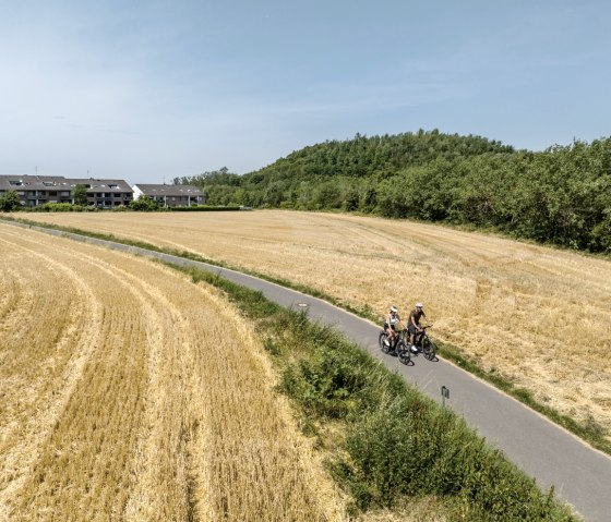 durch Felder auf dem Bahntrassenradweg, &copy; St&auml;dteRegion Aachen