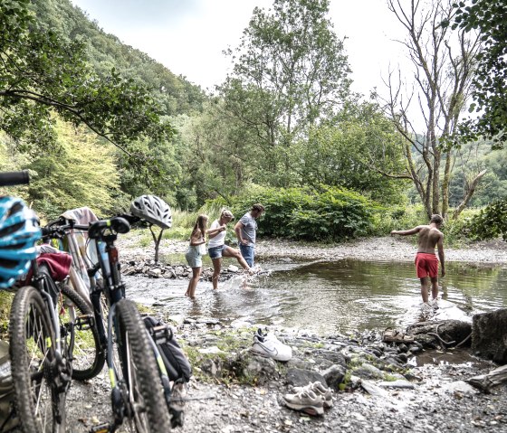 Family on the Rur, &copy; Dennis Stratmann | Gr&uuml;nmetropole e.V.