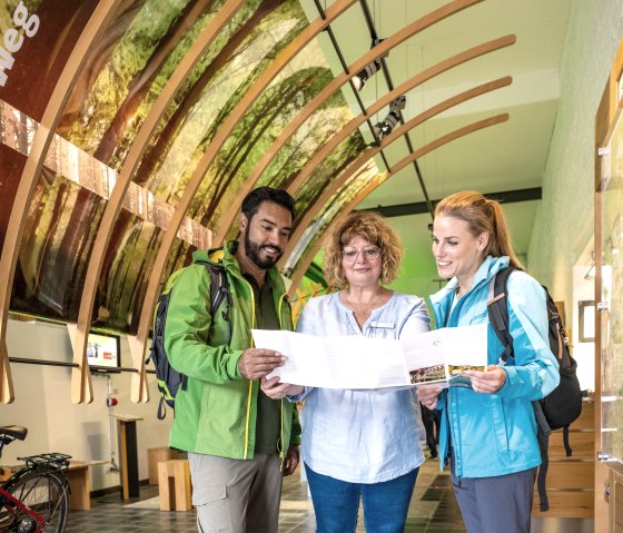 Tipps f&uuml;r Besucher im Nationalpark-Tor H&ouml;fen, &copy; Eifel Tourismus GmbH, D. Ketz