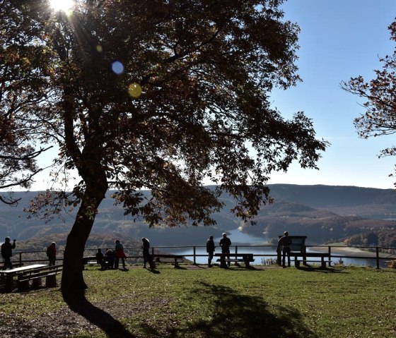 An der schönen Aussicht, bei uns im Dorf, © seeblick-eifel.de