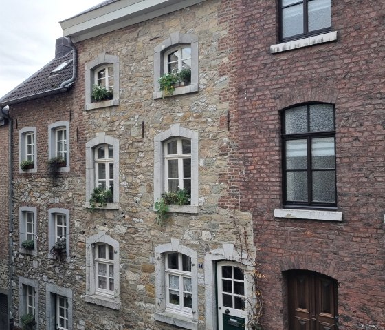 G&auml;steh&auml;user By George, &copy; G&auml;steh&auml;user By George