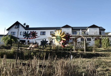 Au&szlig;enansicht, &copy; Katryn Kaufmann - Hinter den Spiegeln