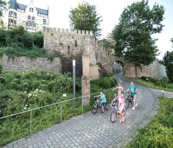 Radfahrer Burg Rode, &copy; St&auml;dteRegion Aachen