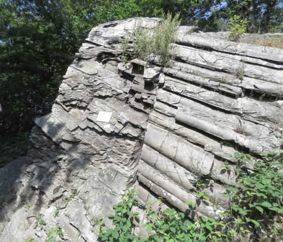 Mullion-Struktur-Felsen (1), &copy; Rursee-Touristik Gmbh