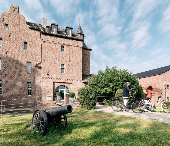 Burg Obbendorf im indeland, &copy; www.die-wasserburgenroute.de, Paul Meixner