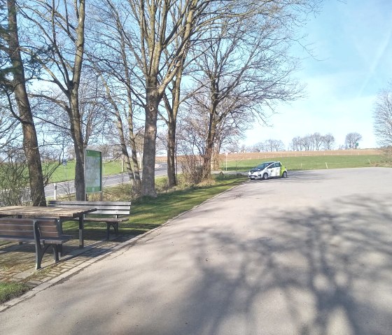 Wanderparkplatz Sowjetische Kriegsgr&auml;berst&auml;tte, &copy; Rursee-Touristik GmbH