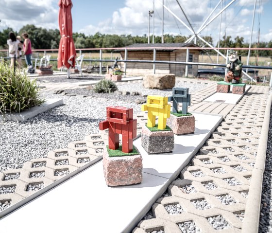 Minigolf f&uuml;r Kinder am Indemann, &copy; Dennis Stratmann | Kreis D&uuml;ren