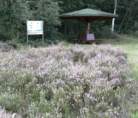 Bancs couverts - Drove